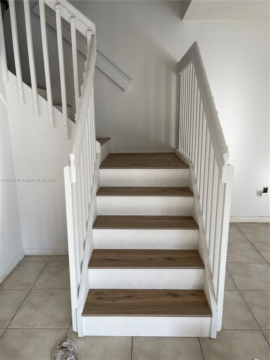 Real estate property located at 11530 48th Ter, Miami-dade, Dimensions At Doral, Doral, FL