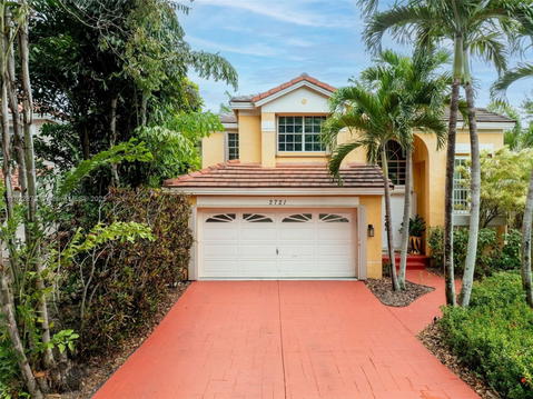 Real estate property located at 2721 Montevideo Ave, Broward, Embassy Place, Cooper City, FL