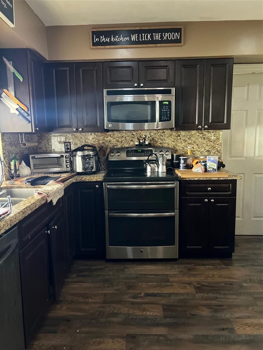 Real estate property located at 8230 15th St, Broward, Boulevard Heights Section, Pembroke Pines, FL