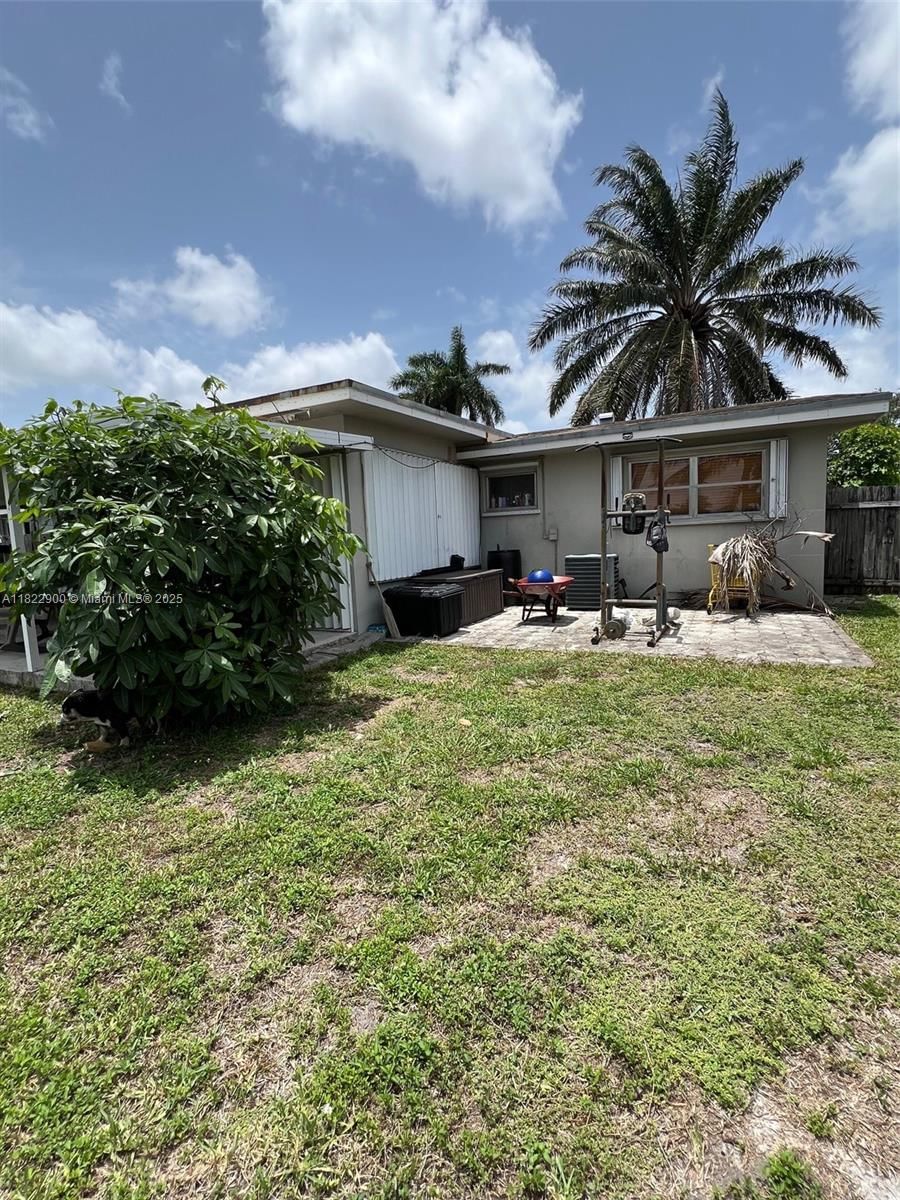 Real estate property located at 8230 15th St, Broward, Boulevard Heights Section, Pembroke Pines, FL