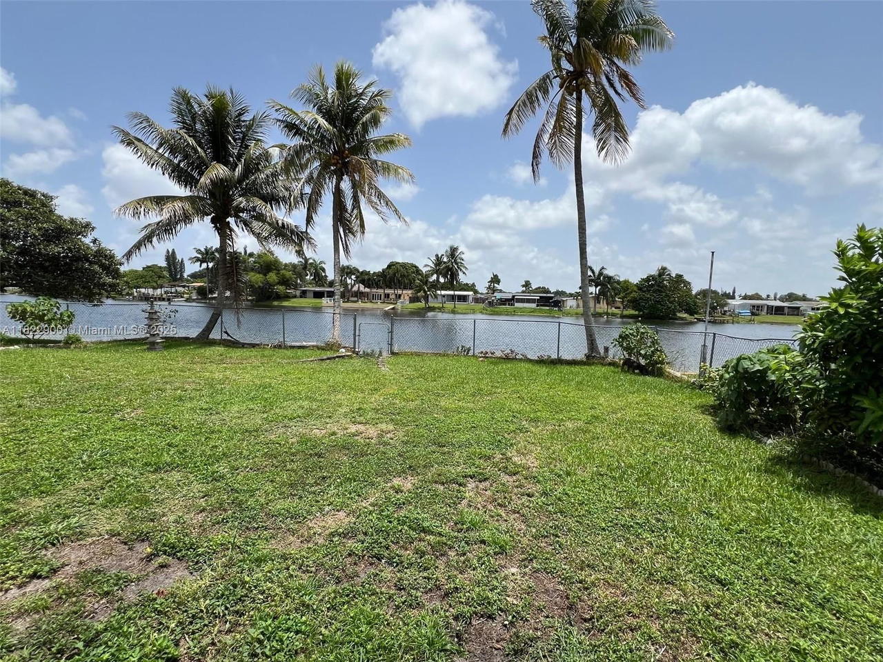 Real estate property located at 8230 15th St, Broward, Boulevard Heights Section, Pembroke Pines, FL