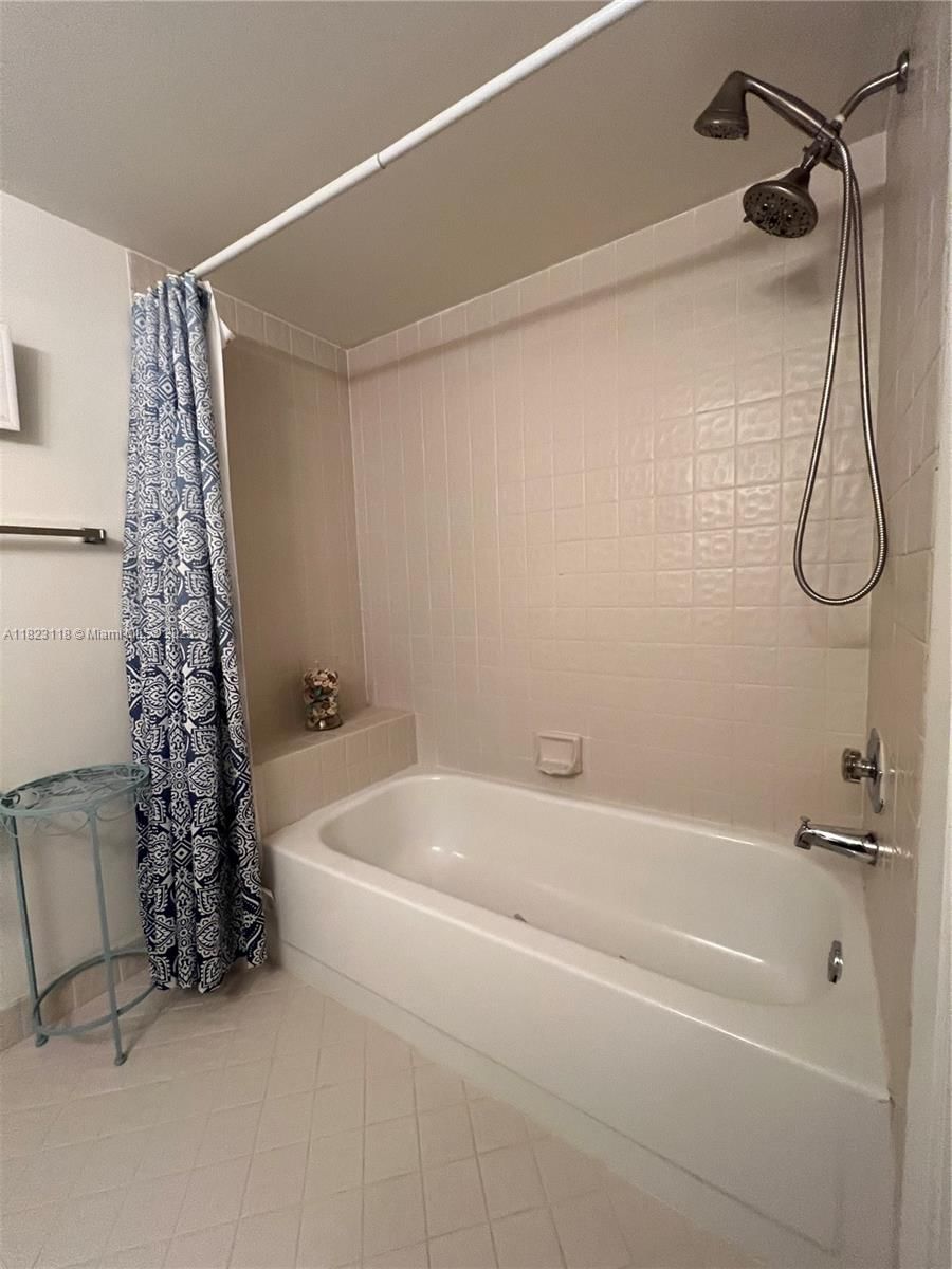 Real estate property located at 9211 Chelsea Drive N, Broward, Chelsea One, Plantation, FL