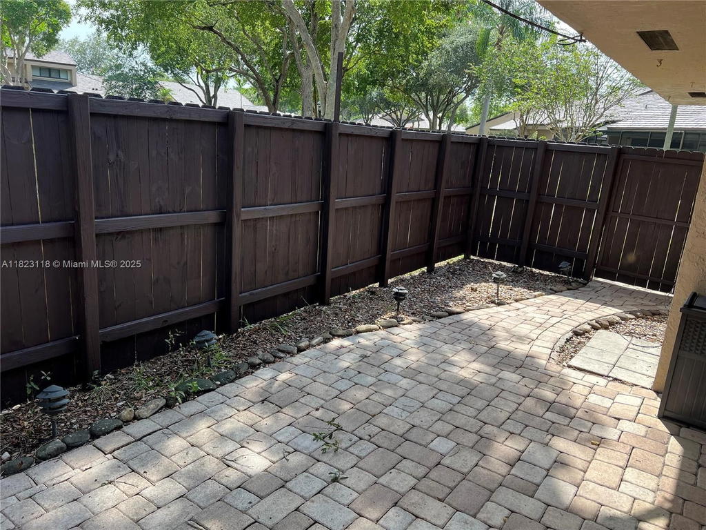 Real estate property located at 9211 Chelsea Drive N, Broward, Chelsea One, Plantation, FL