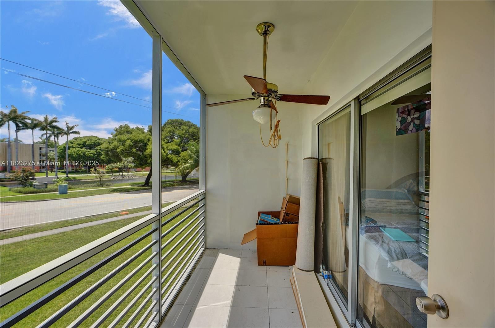 Real estate property located at , Broward, Sheridan Lakes Condo Apts, Hollywood, FL