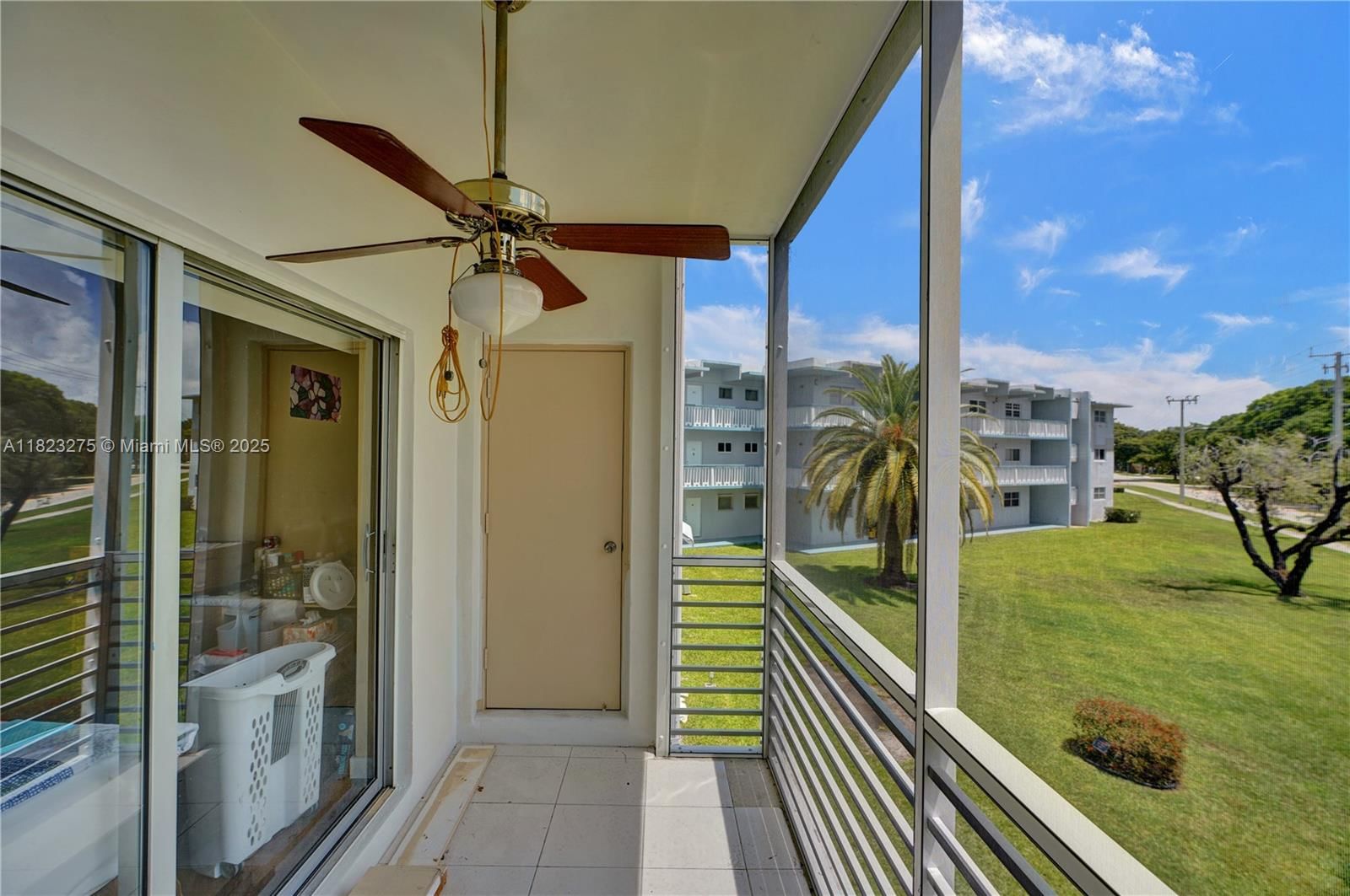 Real estate property located at , Broward, Sheridan Lakes Condo Apts, Hollywood, FL