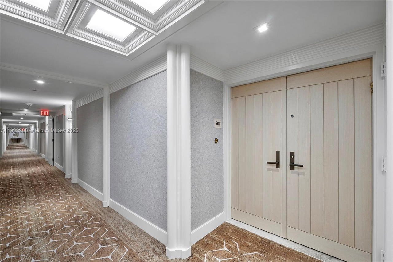Real estate property located at 3 Grove Isle Dr C706, Miami-dade, Grove Isle Condo, Miami, FL