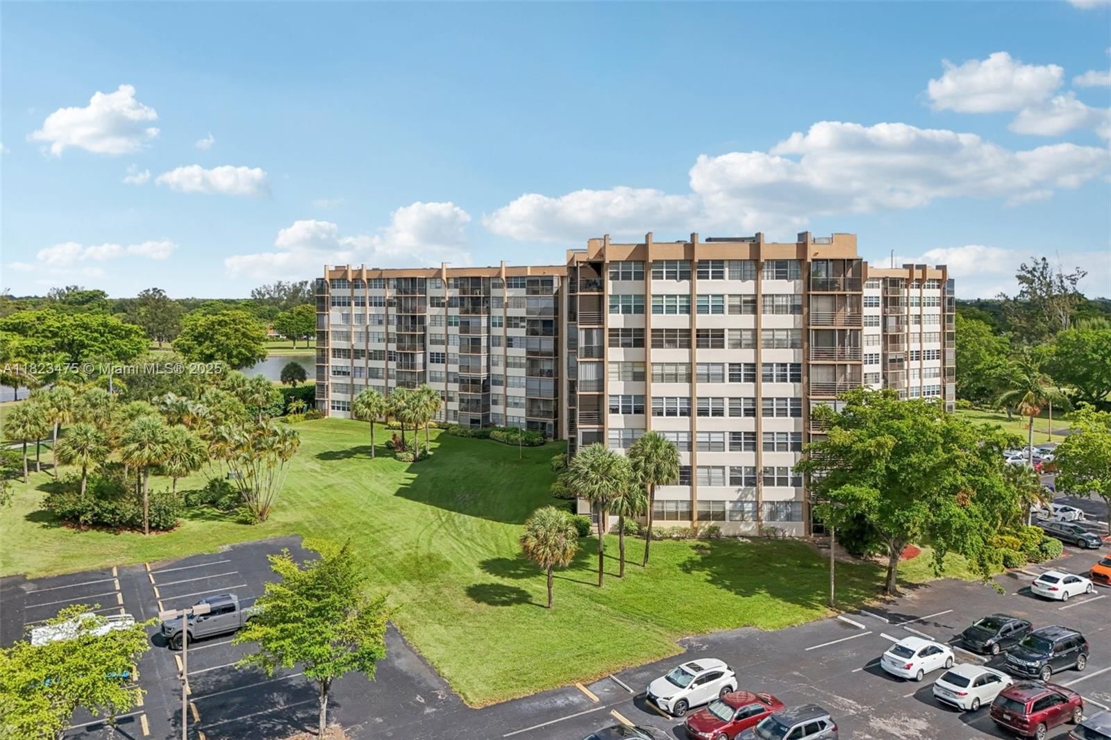 Real estate property located at 900 Saint Charles Pl #420, Broward, Park Place Condominium No, Pembroke Pines, FL