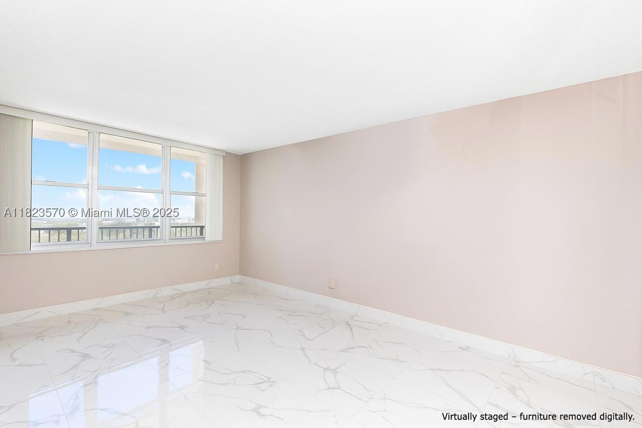 Real estate property located at 2101 Ocean Dr #2707, Broward, Quadomain Tower I And Iv, Hollywood, FL