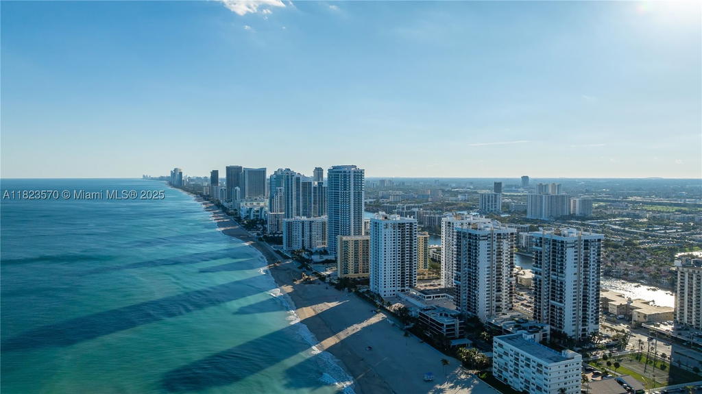 Real estate property located at 2101 Ocean Dr #2707, Broward, Quadomain Tower I And Iv, Hollywood, FL