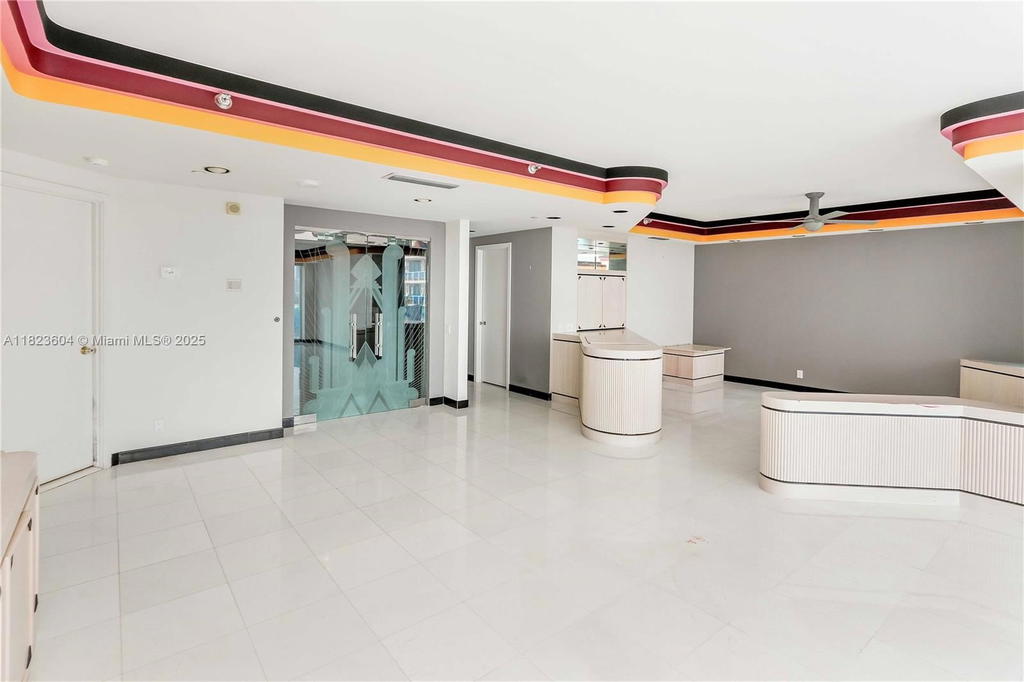 Real estate property located at 3802 207th St #601, Miami-dade, One Island Place Condo Ii, Aventura, FL