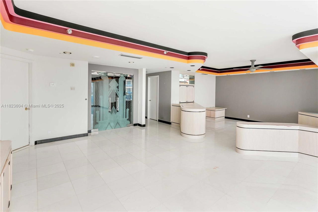 Real estate property located at 3802 207th St #601, Miami-dade, One Island Place Condo Ii, Aventura, FL