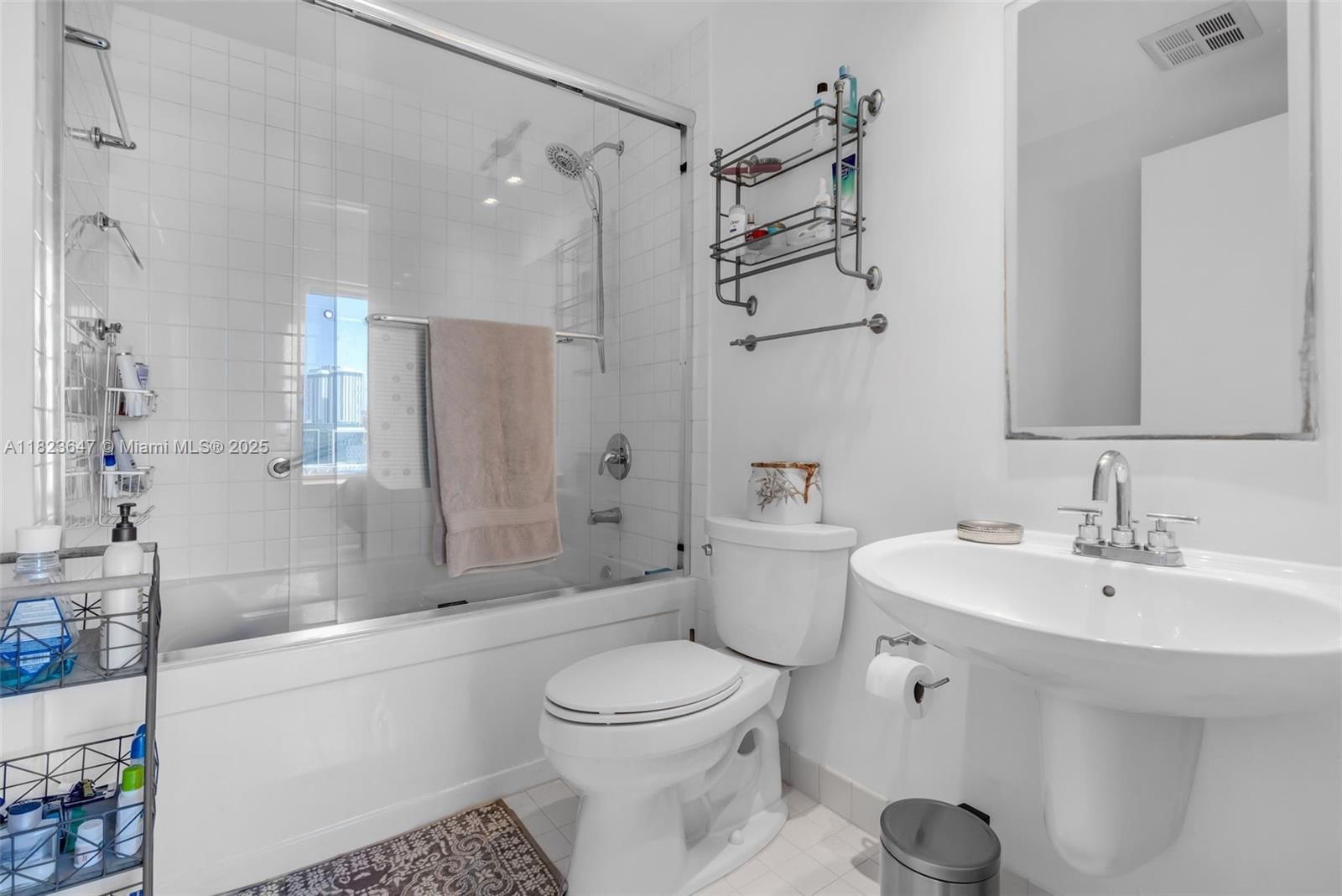 Real estate property located at 10 South River Dr PHI03, Miami-dade, Neo Condo, Miami, FL