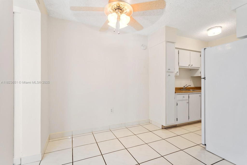 Real estate property located at 1800 25th St #2102, Miami-dade, Grove Gardens Condo, Miami, FL