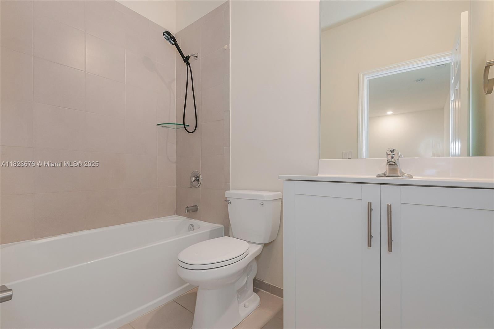 Real estate property located at 3348 108th St, Miami-dade, Aquabella North Replat, Hialeah, FL
