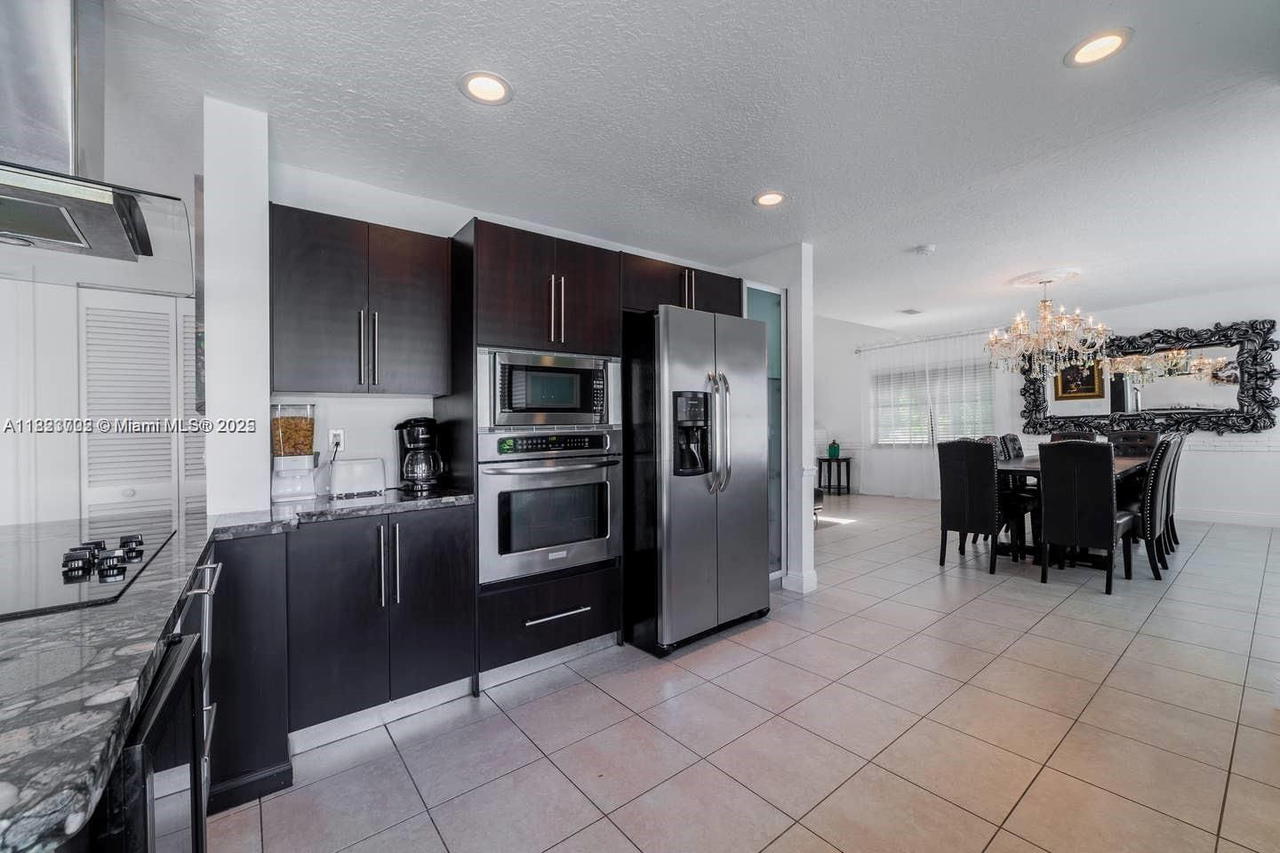 Real estate property located at 203 8th St, Broward, Central Dania Heights, Dania Beach, FL