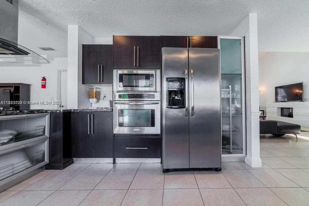 Real estate property located at 203 8th St, Broward, Central Dania Heights, Dania Beach, FL