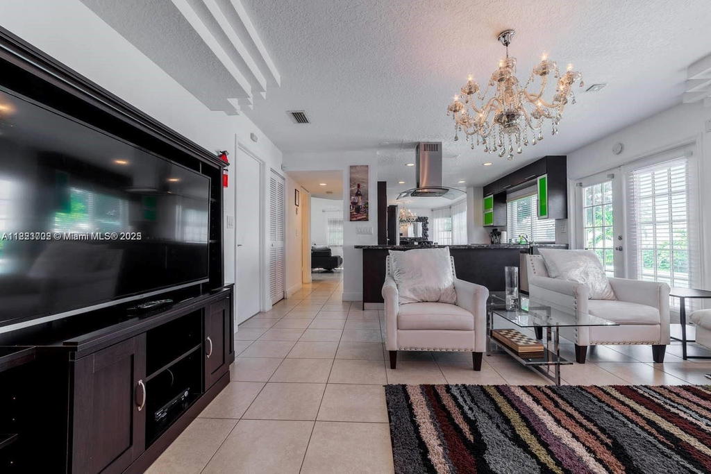 Real estate property located at 203 8th St, Broward, Central Dania Heights, Dania Beach, FL