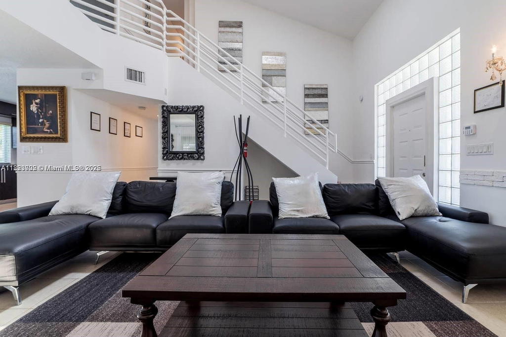 Real estate property located at 203 8th St, Broward, Central Dania Heights, Dania Beach, FL
