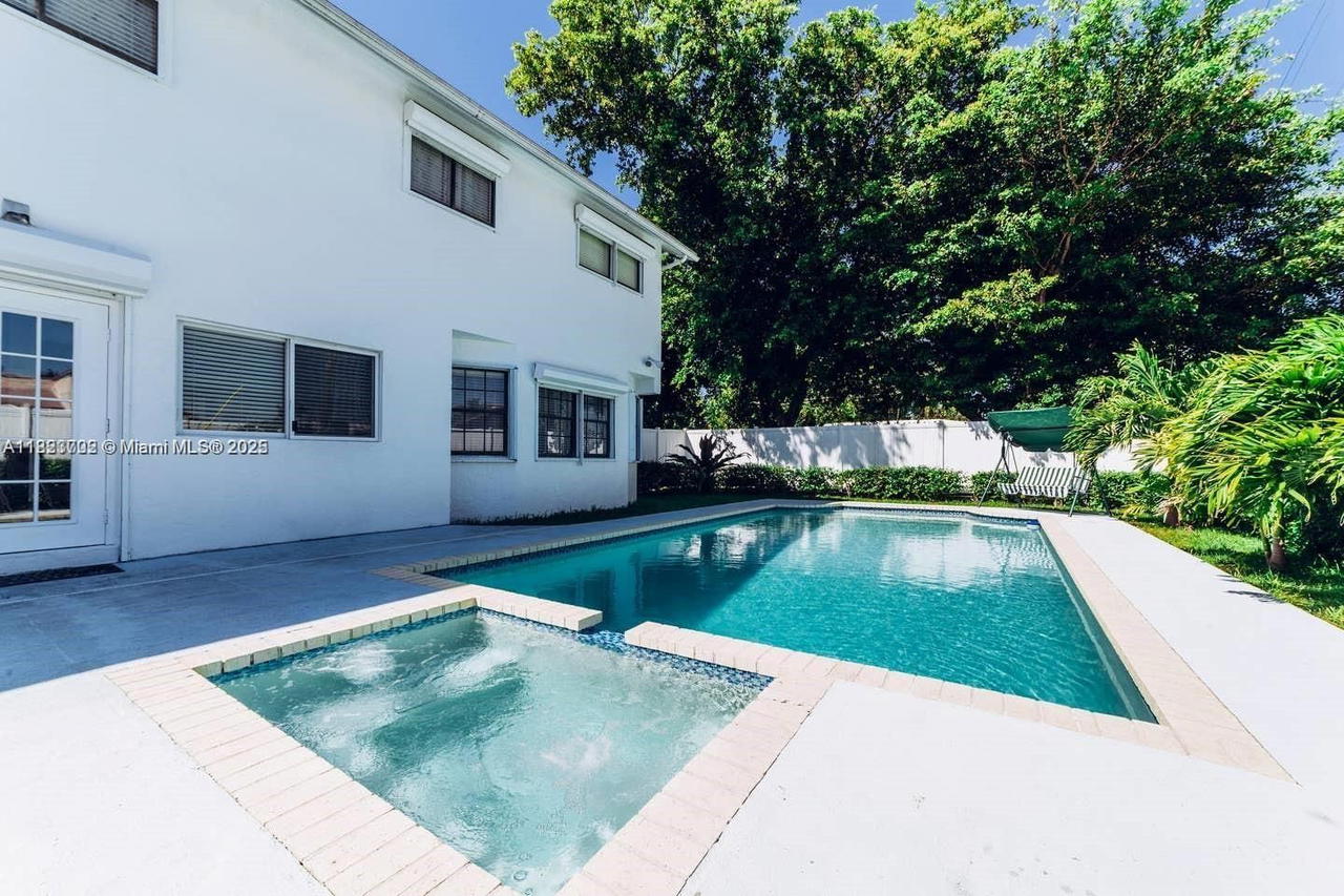Real estate property located at 203 8th St, Broward, Central Dania Heights, Dania Beach, FL