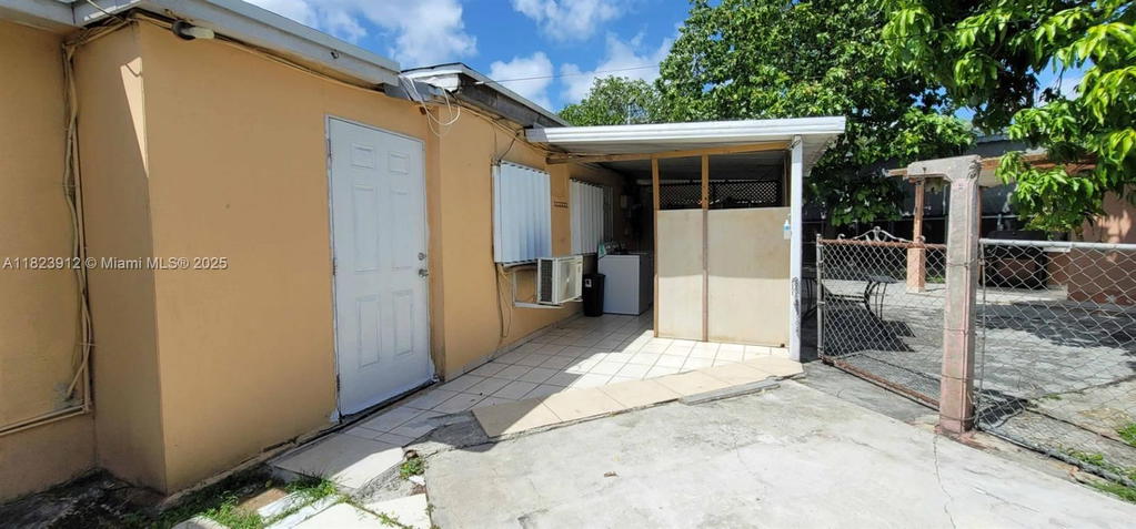 Real estate property located at 8301 38th St, Miami-dade, Tropical Gardens, Miami, FL