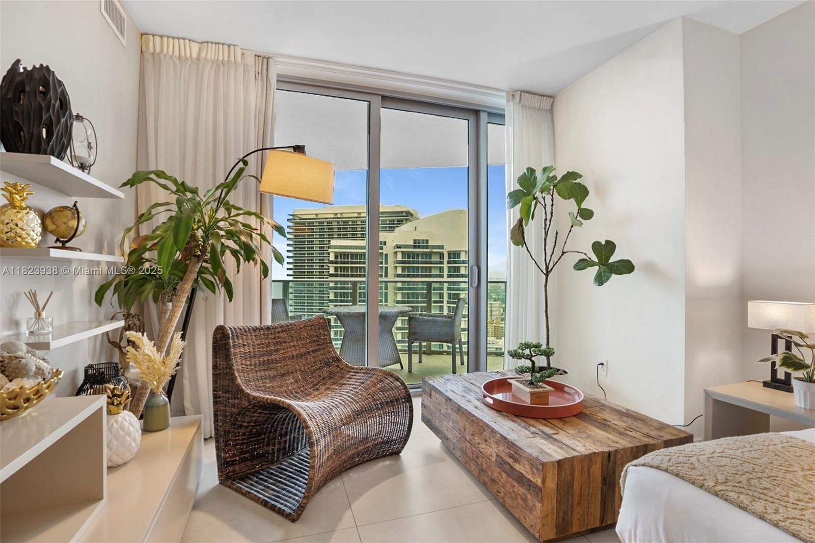 Real estate property located at 4111 Ocean Dr #3709, Broward, 4111 South Ocean Drive Co, Hollywood, FL