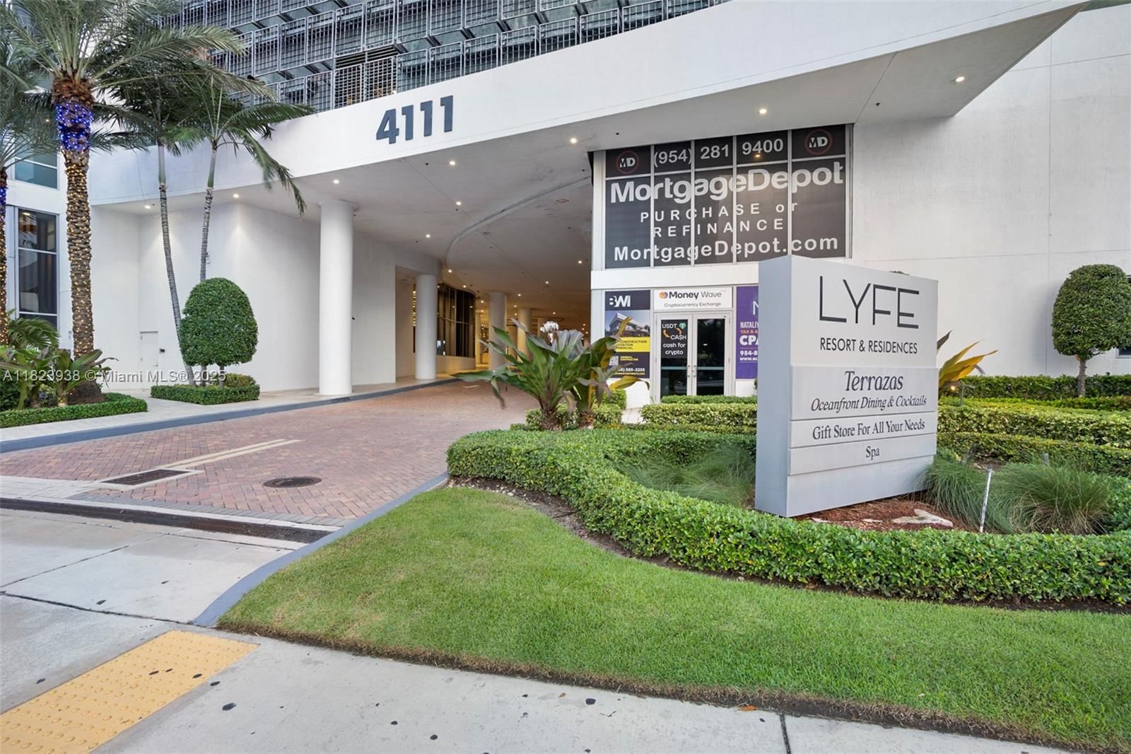 Real estate property located at 4111 Ocean Dr #3709, Broward, 4111 South Ocean Drive Co, Hollywood, FL