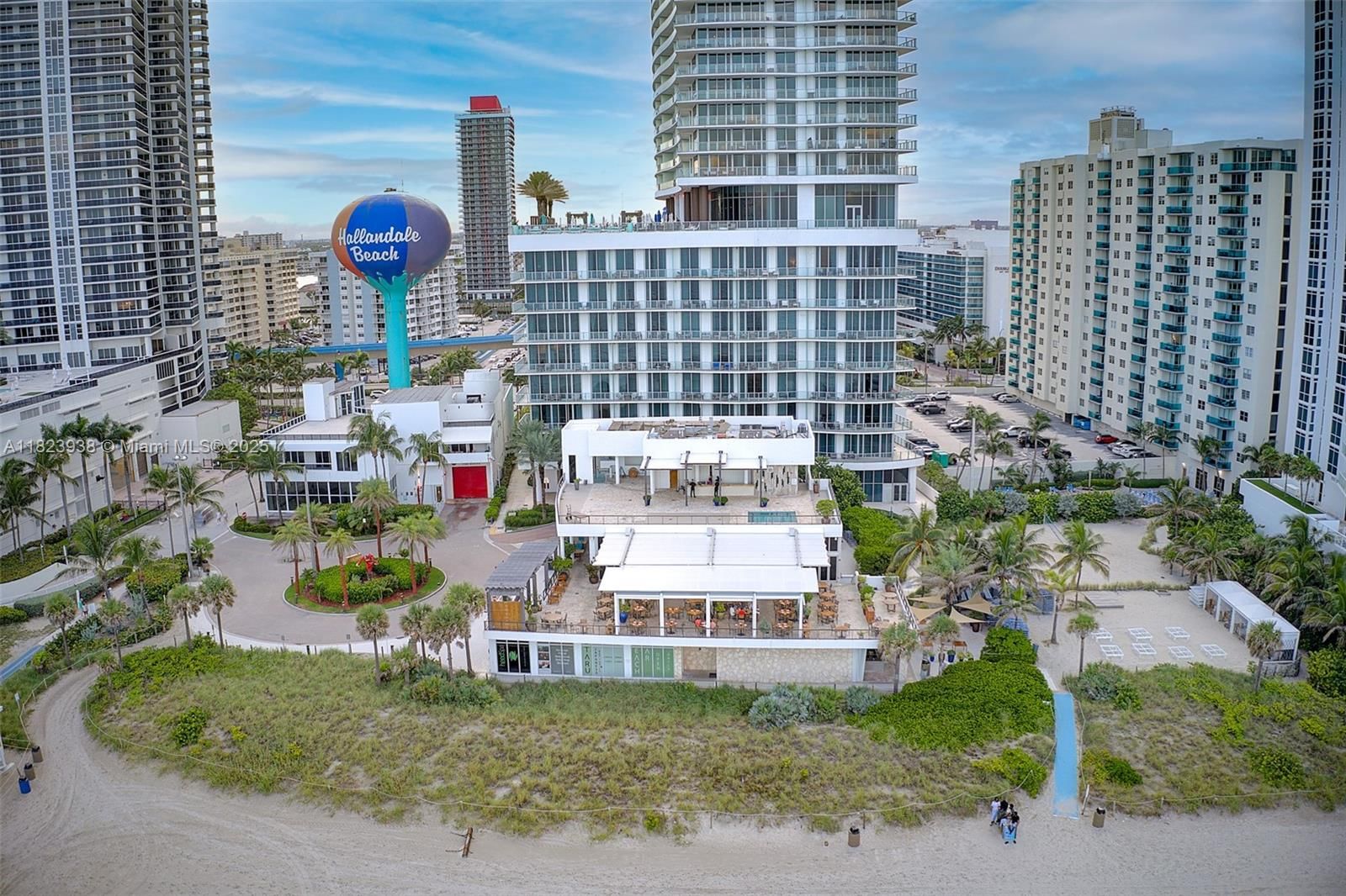 Real estate property located at 4111 Ocean Dr #3709, Broward, 4111 South Ocean Drive Co, Hollywood, FL