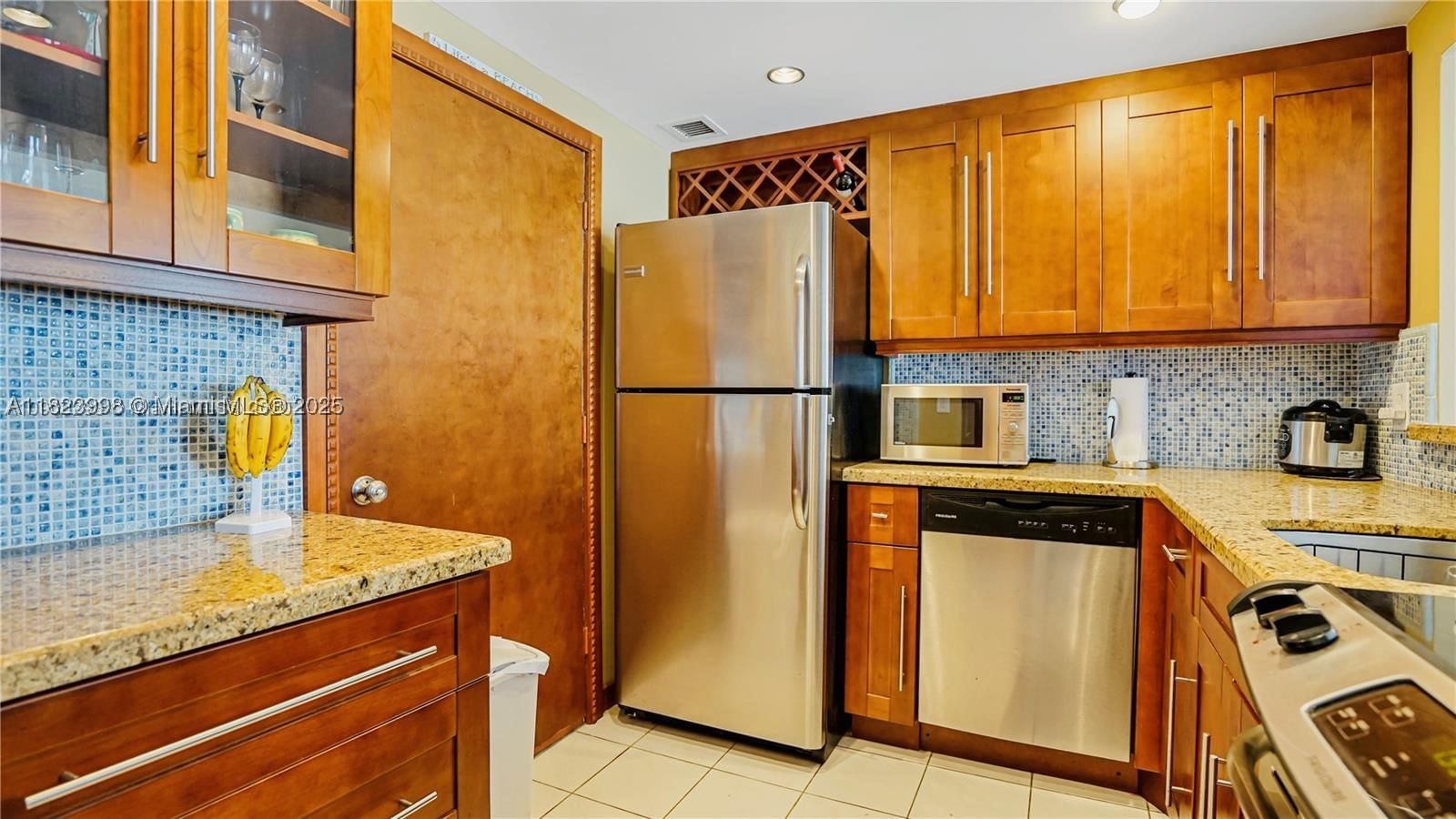 Real estate property located at 401 Ocean Dr #722, Miami-dade, The Presidential Condo, Miami Beach, FL