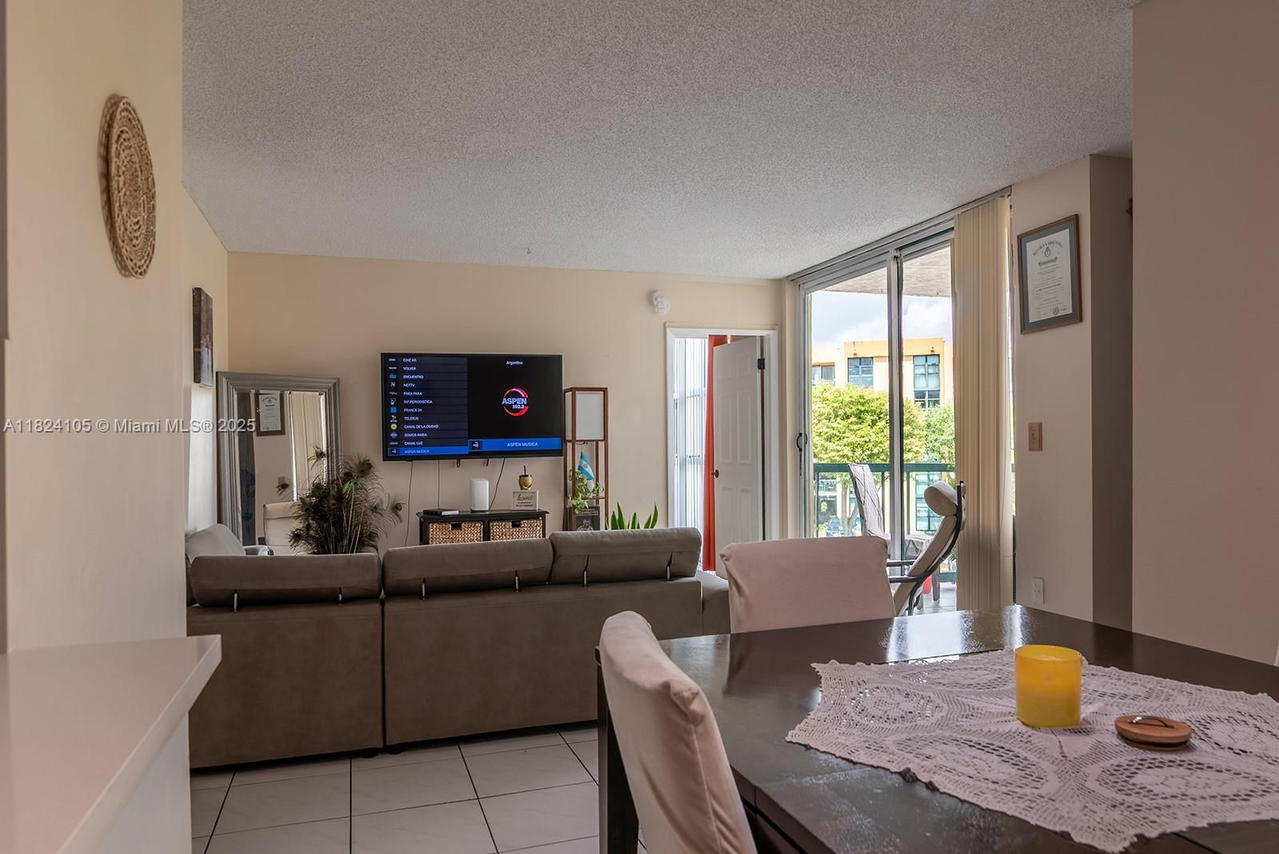 Real estate property located at 2075 122nd Ave #306, Miami-dade, International Towers Condo, Miami, FL