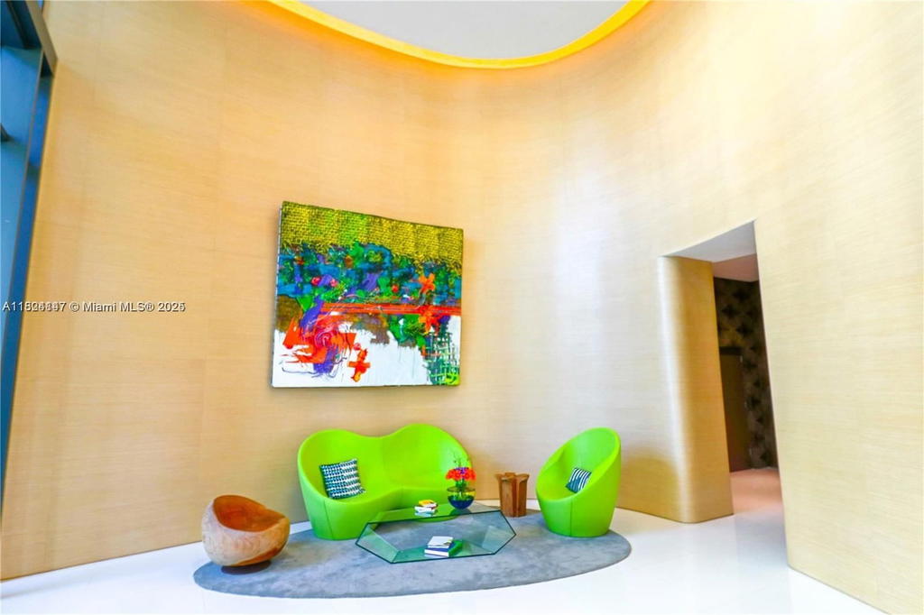 Real estate property located at 501 31st St #2005, Miami-dade, Paraiso Bayviews Condo, Miami, FL