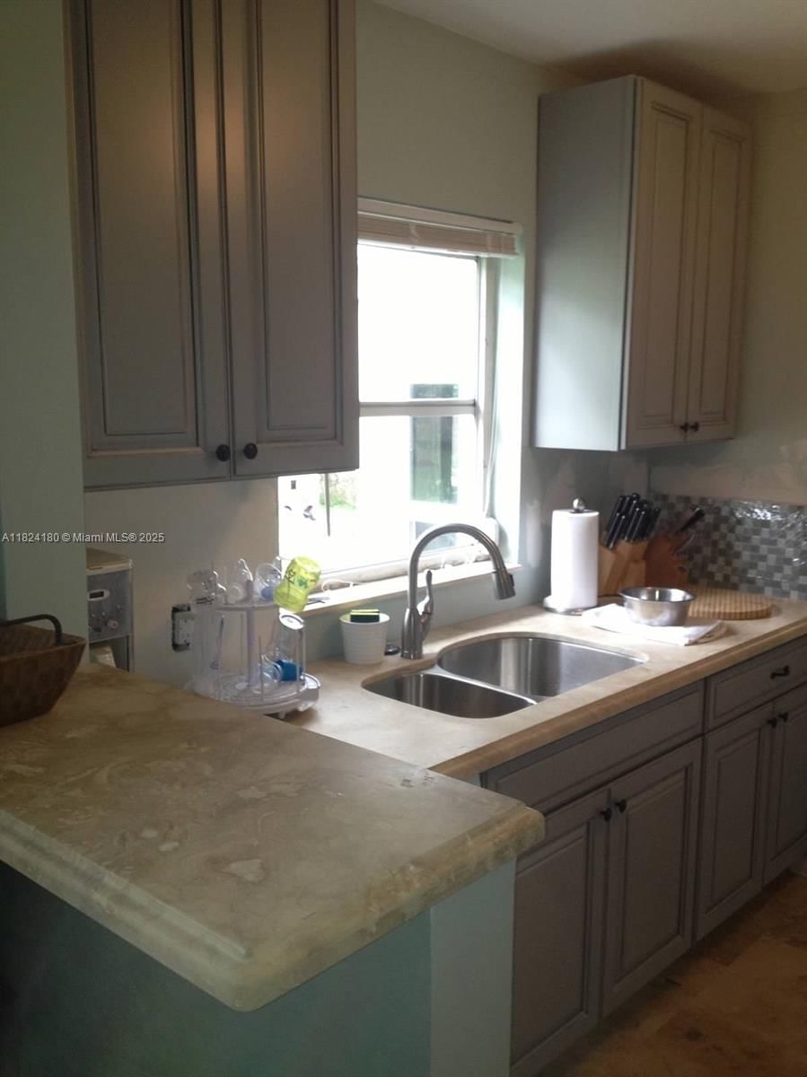 Real estate property located at 324 La Villa Dr, Miami-dade, Rev Pl Sec 2 Cc Estates, Miami Springs, FL