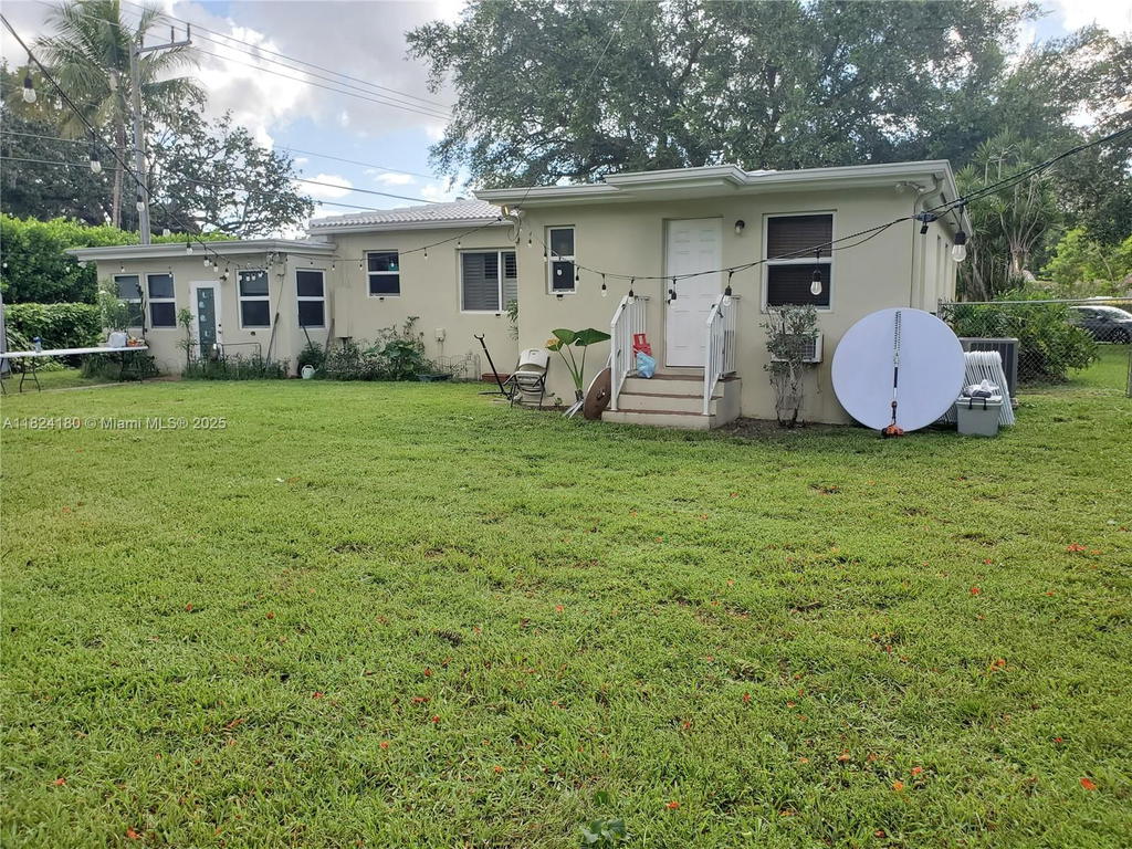 Real estate property located at 324 La Villa Dr, Miami-dade, Rev Pl Sec 2 Cc Estates, Miami Springs, FL