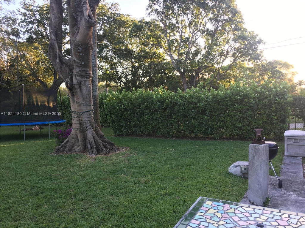 Real estate property located at 324 La Villa Dr, Miami-dade, Rev Pl Sec 2 Cc Estates, Miami Springs, FL
