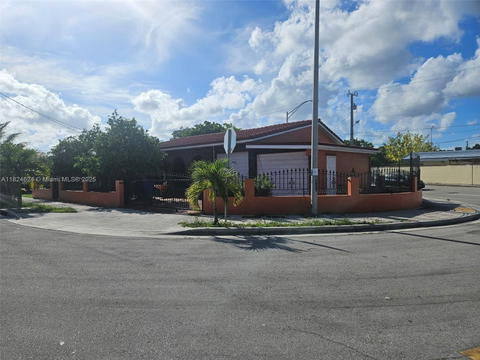 Real estate property located at 2327 1st St, Miami-dade, Boscoble, Miami, FL