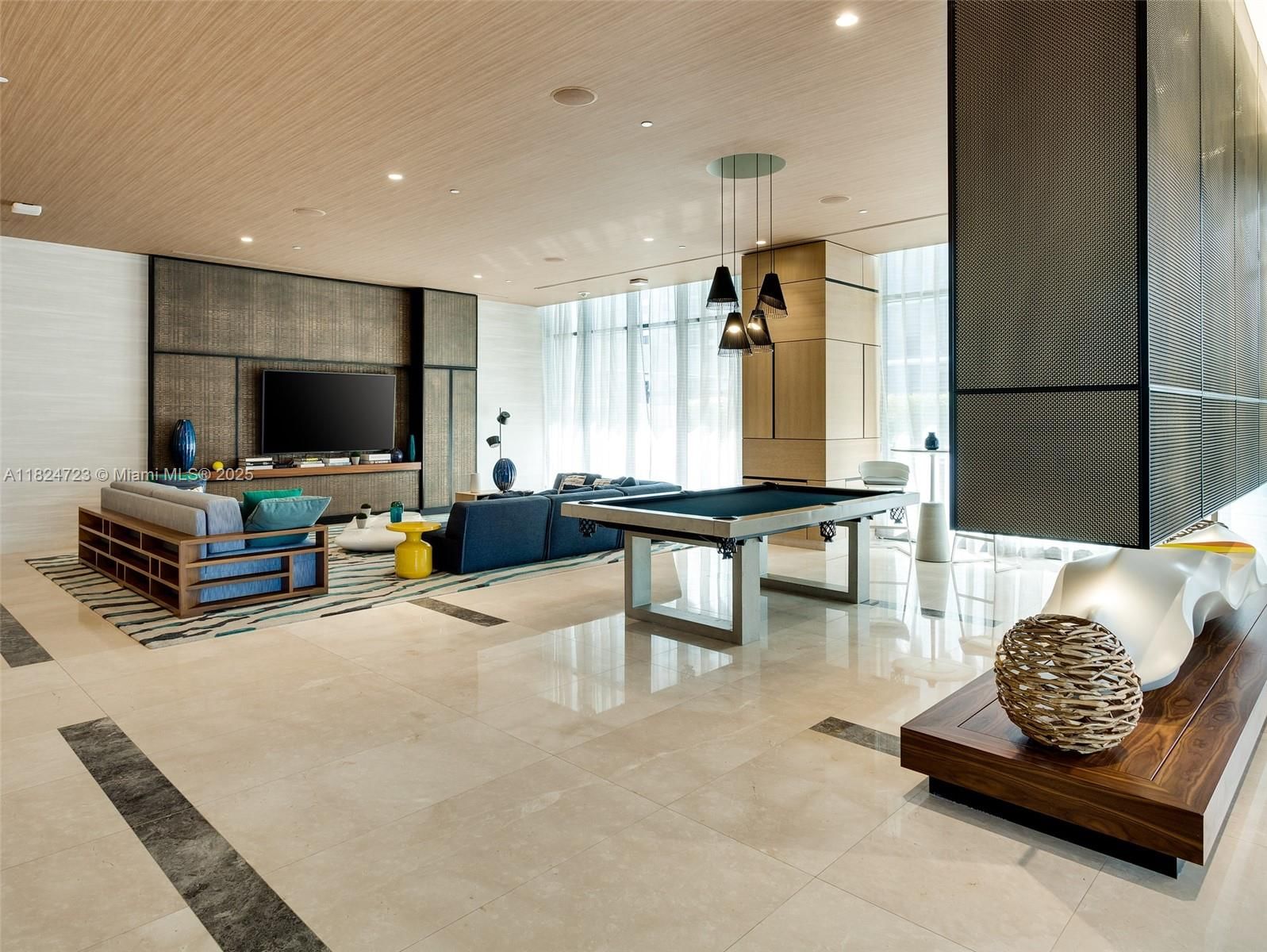 Real estate property located at 45 9th St #4007, Miami-dade, Brickell Heights East, Miami, FL