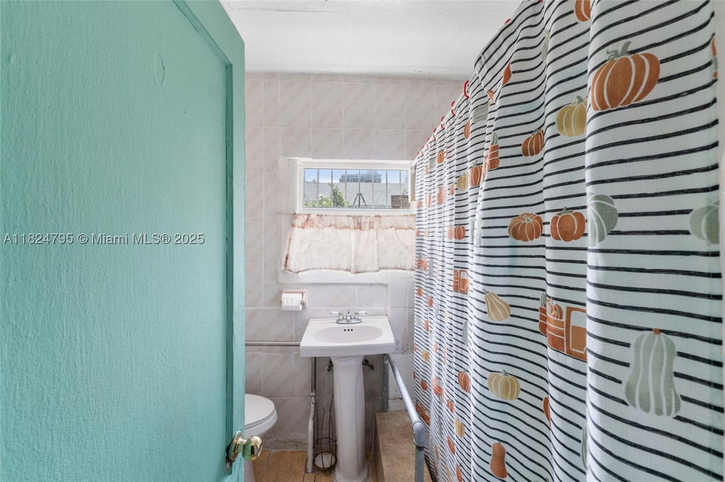 Real estate property located at 50 34th Ter, Miami-dade, Wynd Wood Park, Miami, FL