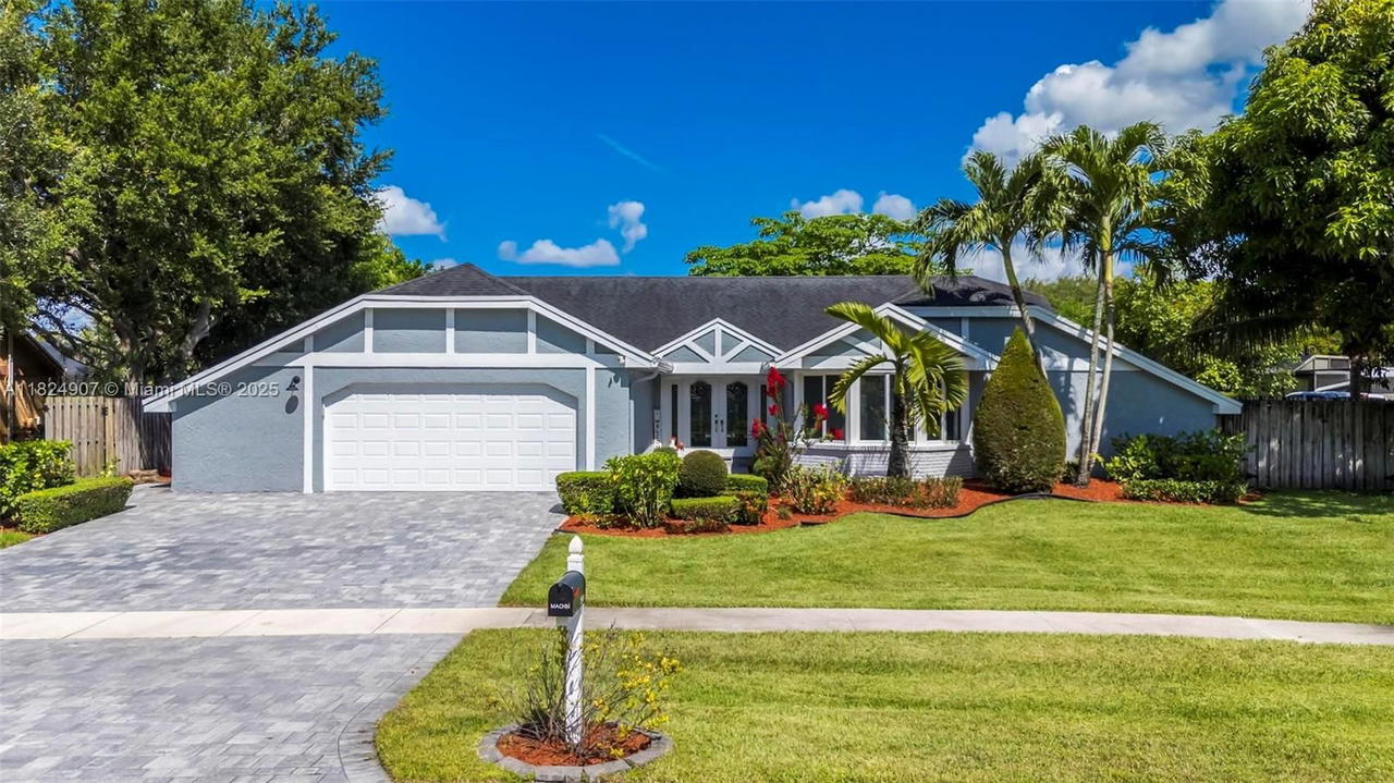 Real estate property located at 15904 Wind Cir, Broward, New River Estates Sec 2, Sunrise, FL