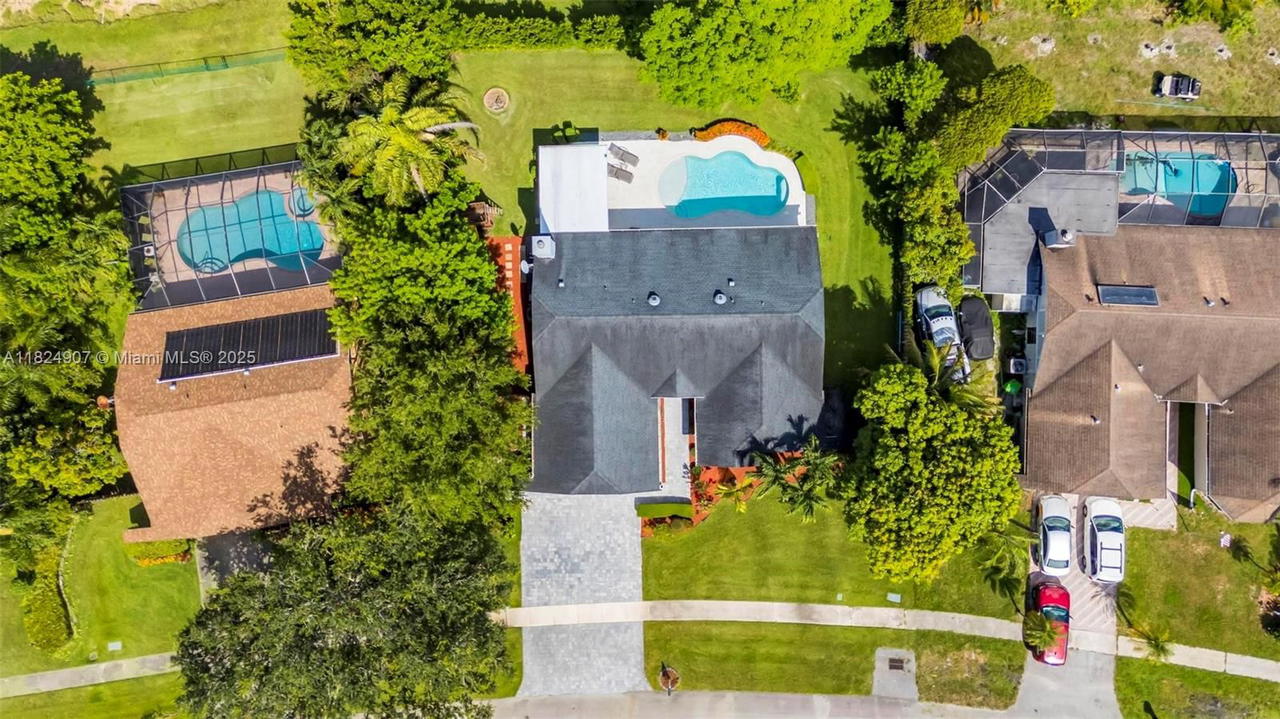Real estate property located at 15904 Wind Cir, Broward, New River Estates Sec 2, Sunrise, FL