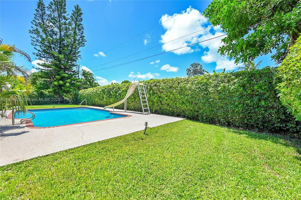 Real estate property located at 8301 37th St, Broward, Coral Springs Ii, Coral Springs, FL