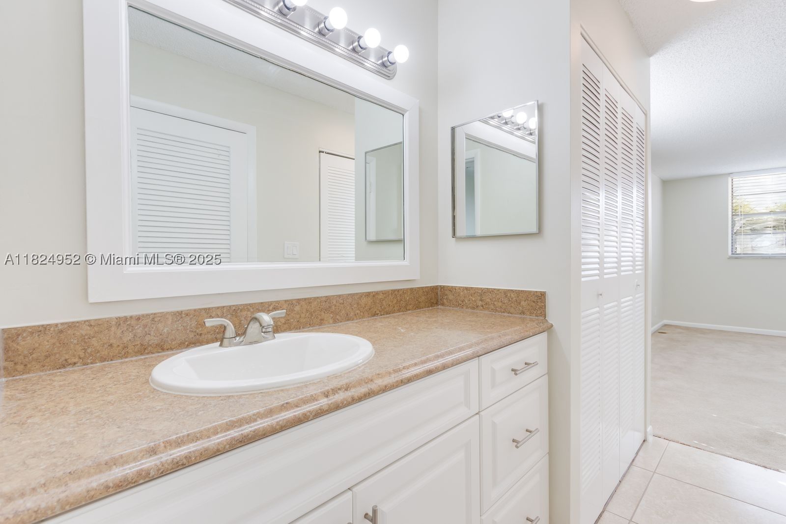Real estate property located at 3100 Pine Island Rd #301, Broward, Le Chateau Condo, Sunrise, FL