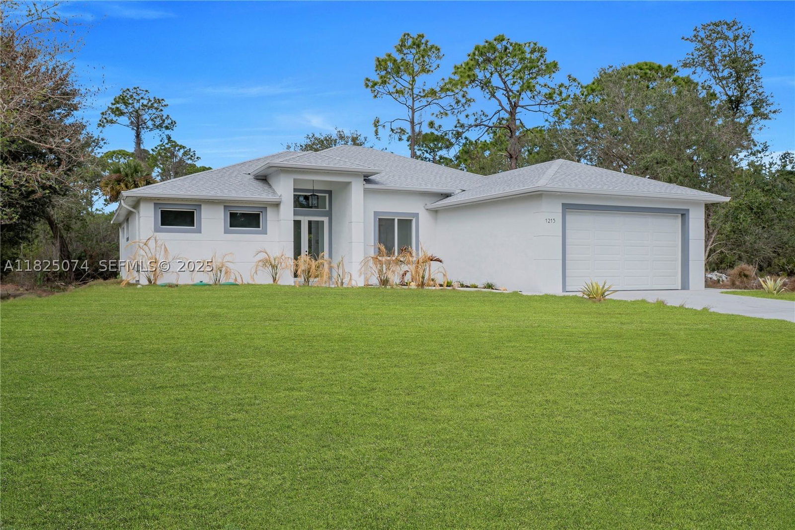 Real estate property located at 1215 Fitch Ave, Lee, Leehigh Acres, Lehigh Acres, FL