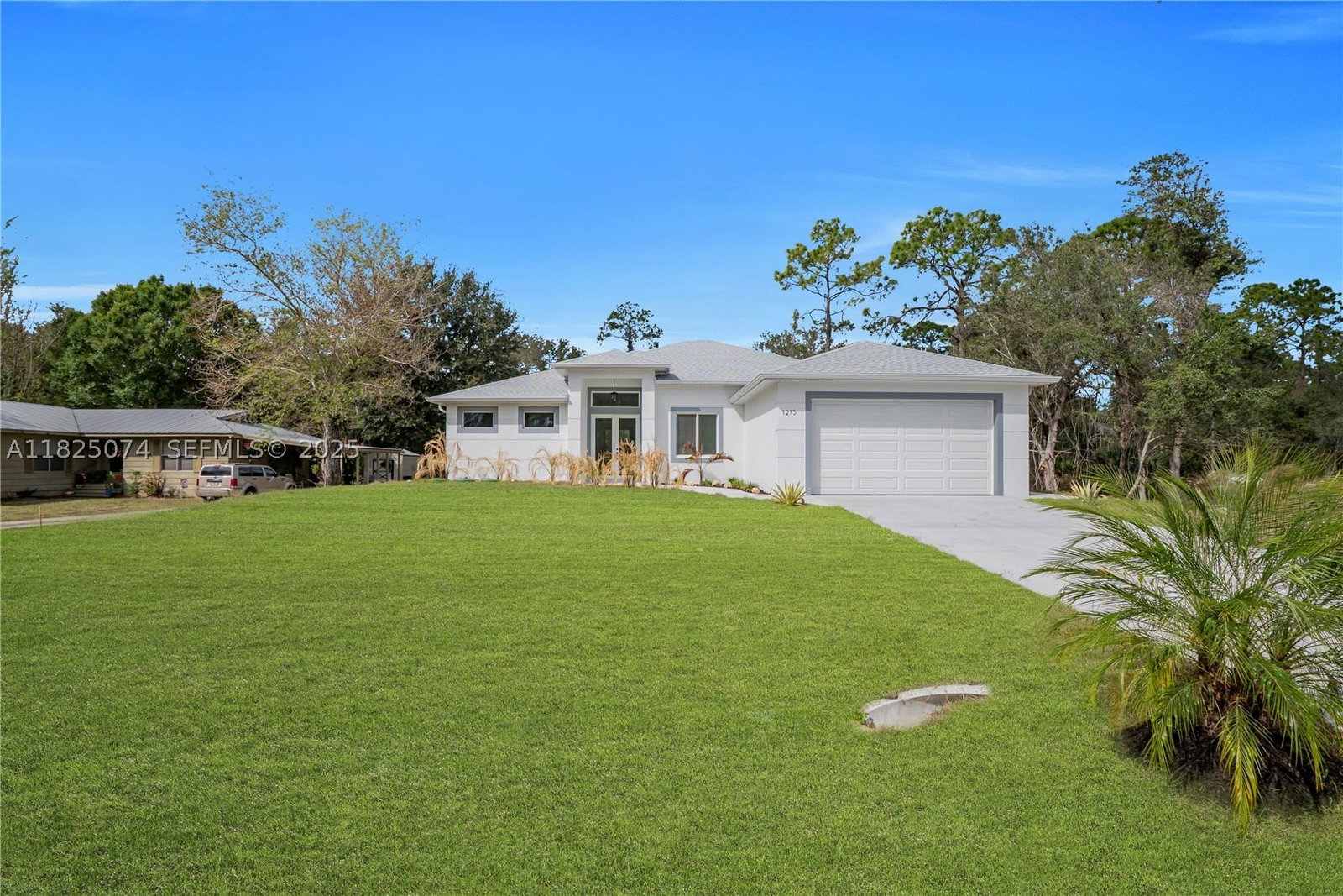 Real estate property located at 1215 Fitch Ave, Lee, Leehigh Acres, Lehigh Acres, FL