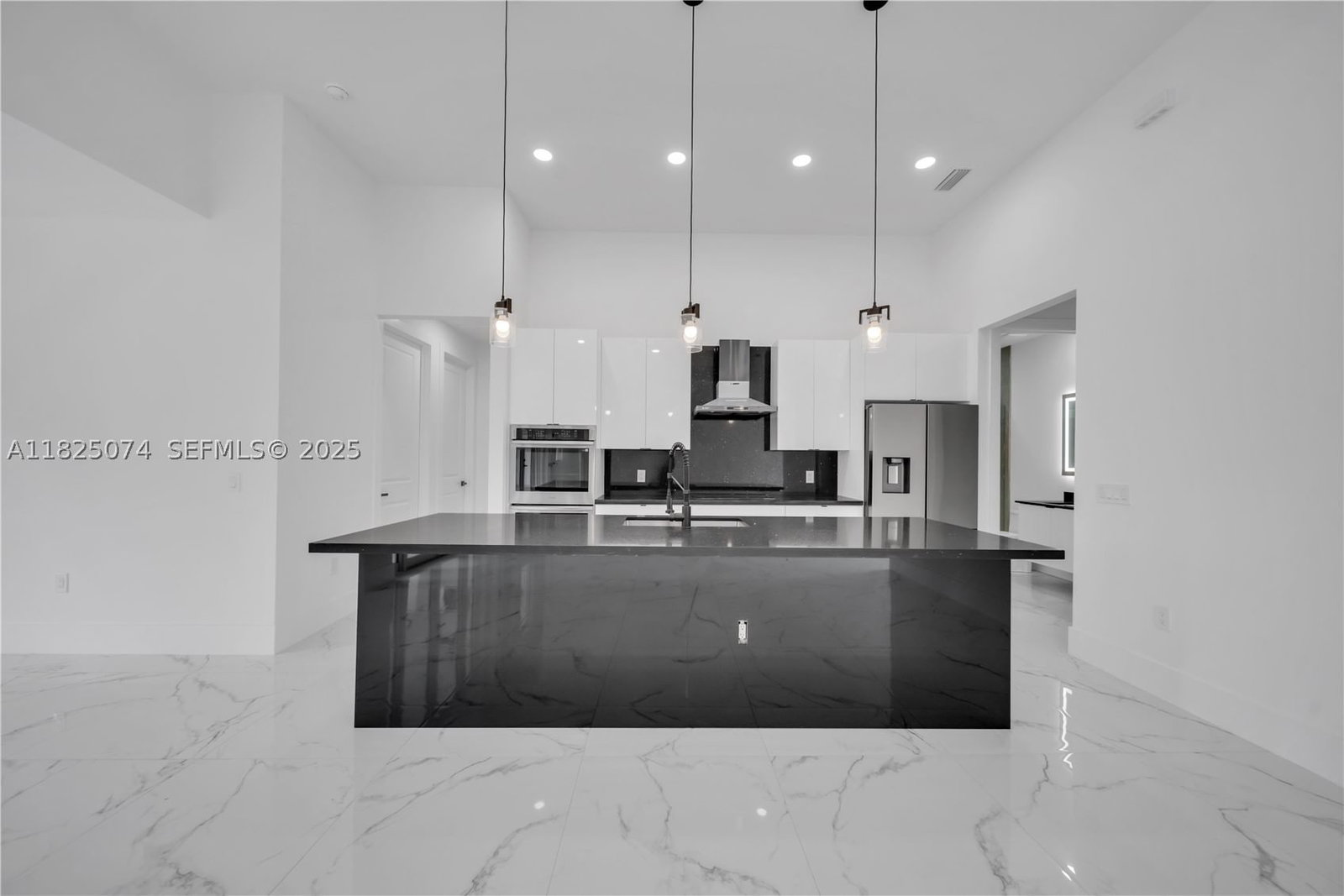 Real estate property located at 1215 Fitch Ave, Lee, Leehigh Acres, Lehigh Acres, FL