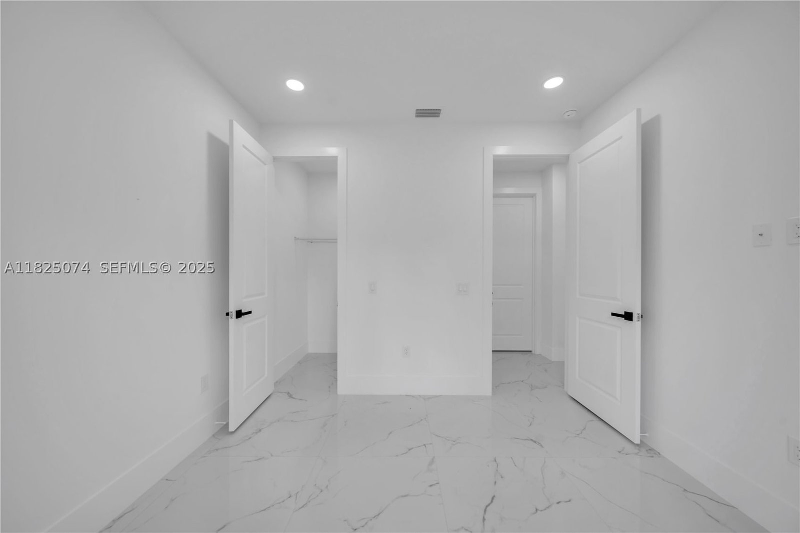 Real estate property located at 1215 Fitch Ave, Lee, Leehigh Acres, Lehigh Acres, FL