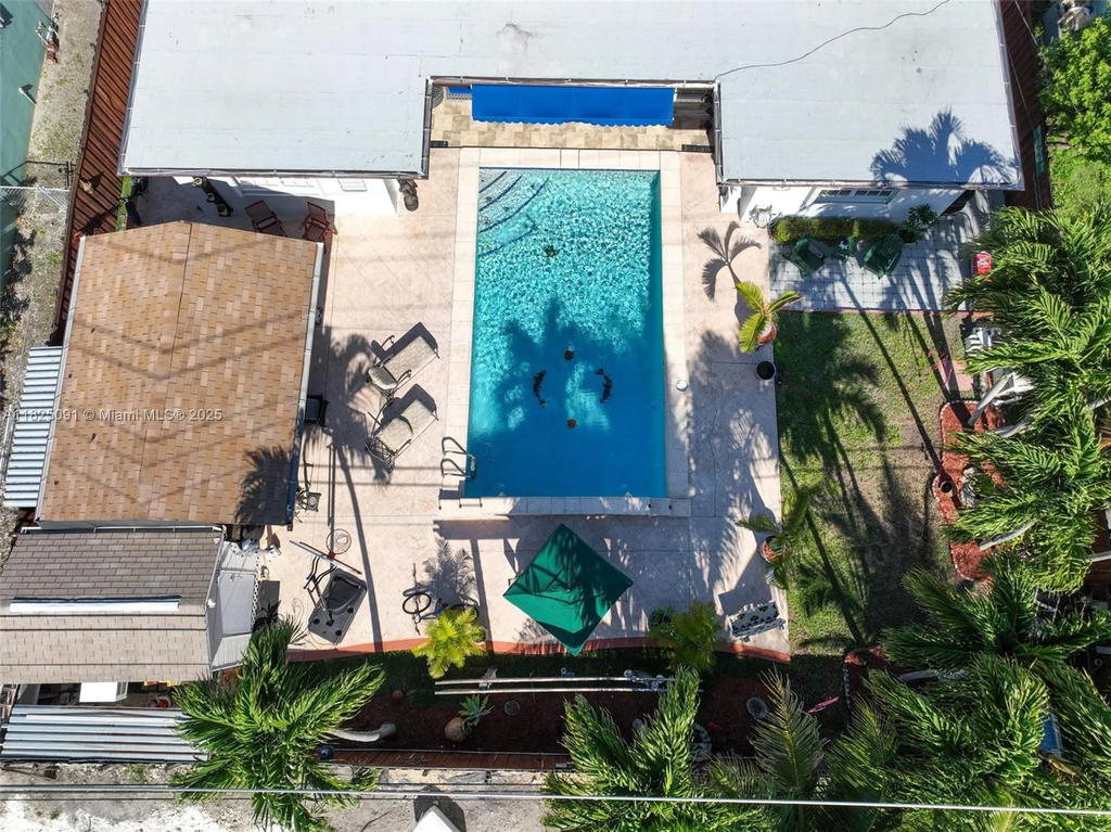 Real estate property located at 9400 Caribbean Blvd, Miami-dade, Pine Tree Manor Sec 1, Cutler Bay, FL