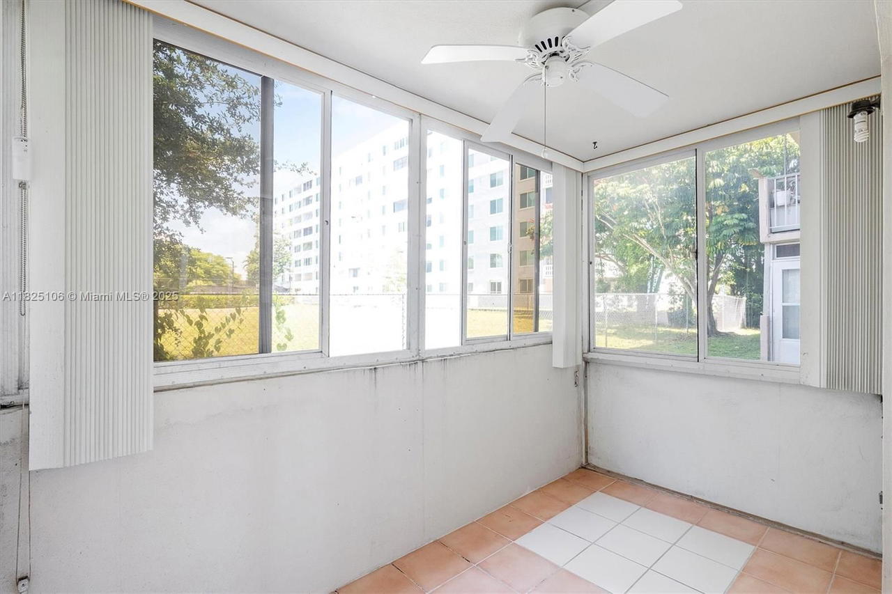 Real estate property located at 1200 Tallwood Ave #109, Broward, Tallwood West Condo, Hollywood, FL