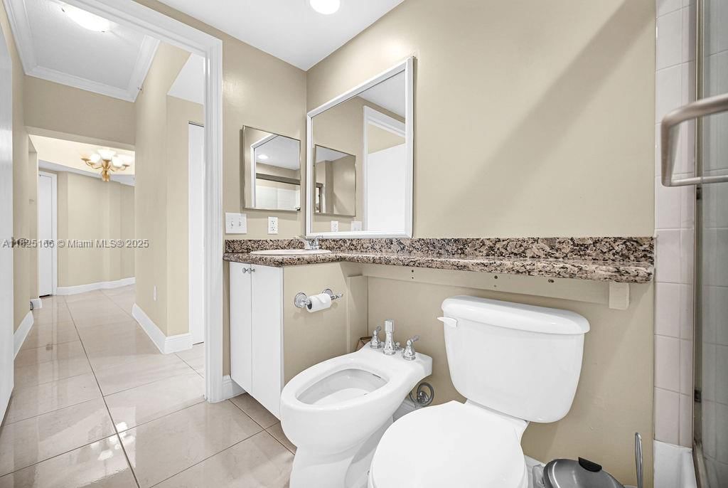 Real estate property located at 9201 Collins Ave #225, Miami-dade, The Waverly At Surfside B, Surfside, FL