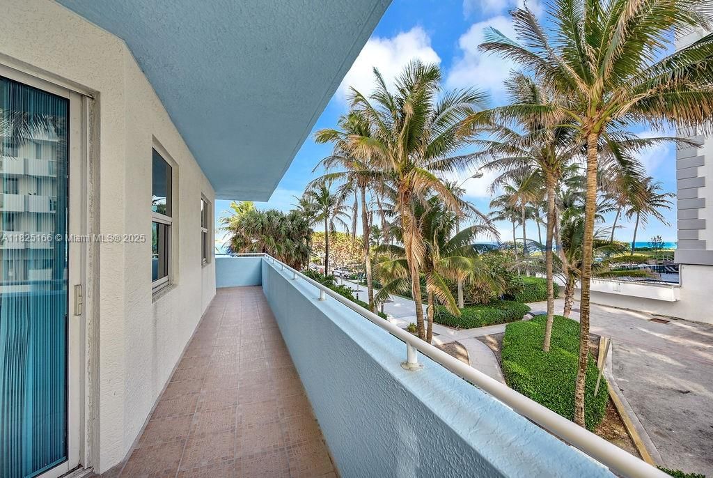 Real estate property located at 9201 Collins Ave #225, Miami-dade, The Waverly At Surfside B, Surfside, FL