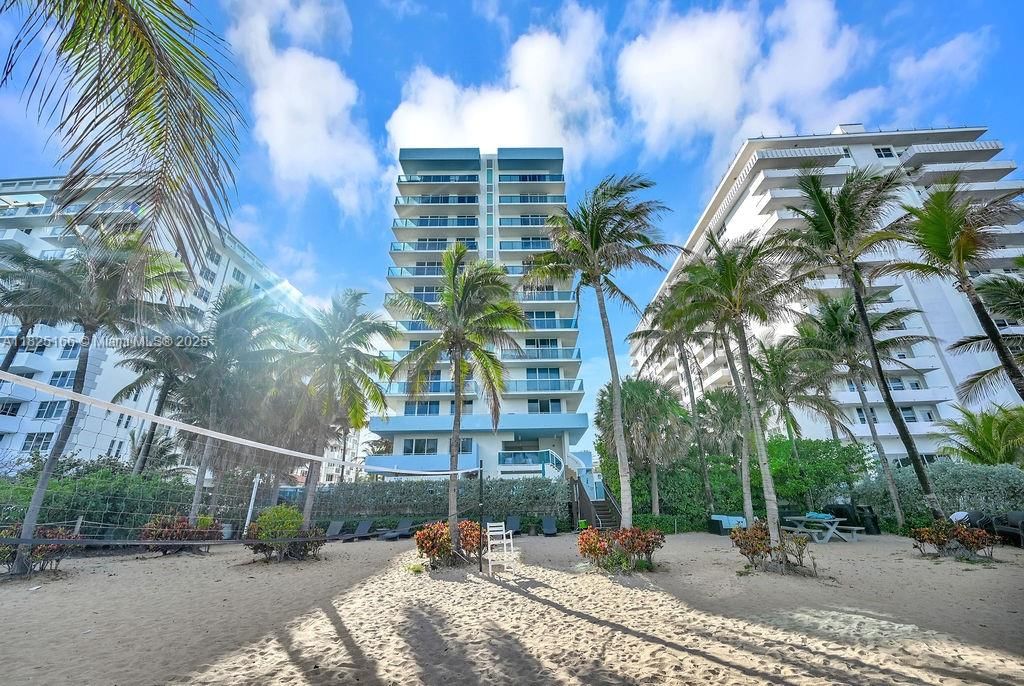 Real estate property located at 9201 Collins Ave #225, Miami-dade, The Waverly At Surfside B, Surfside, FL