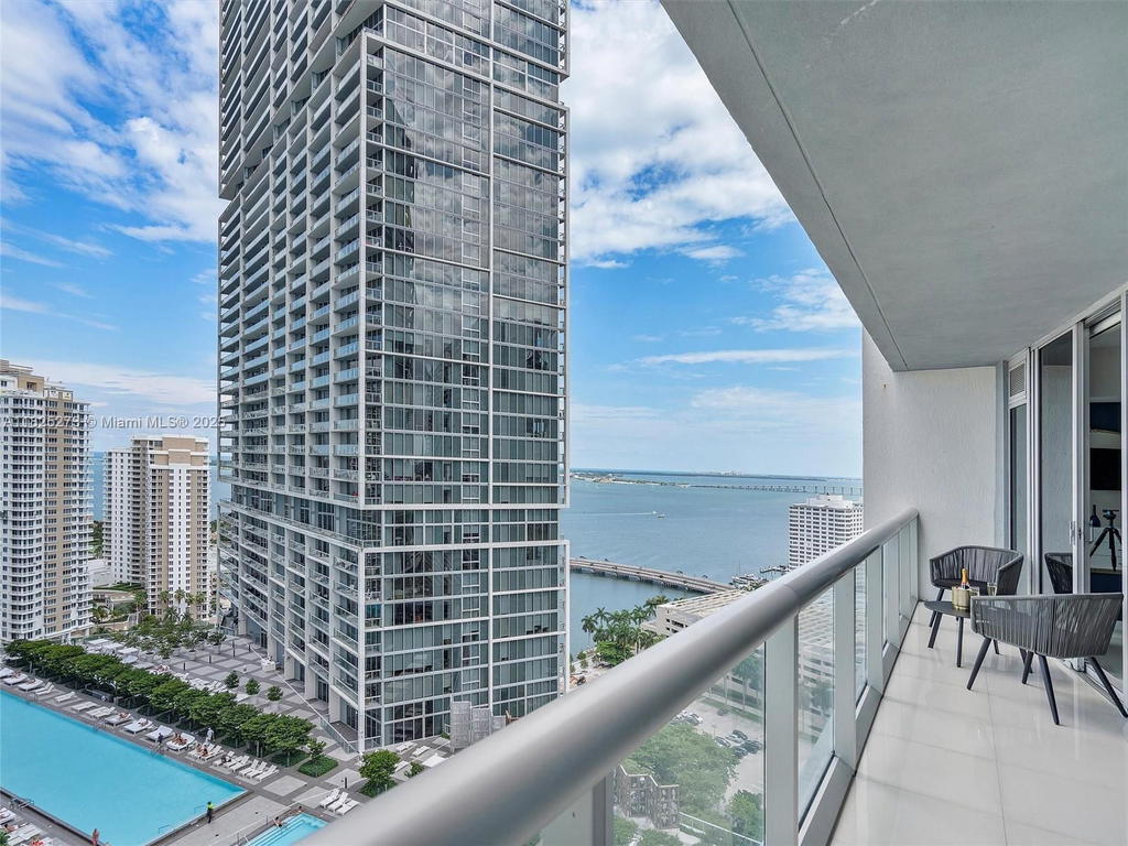 Real estate property located at 485 Brickell Ave #2501, Miami-dade, Icon Brickell Condo No 3, Miami, FL